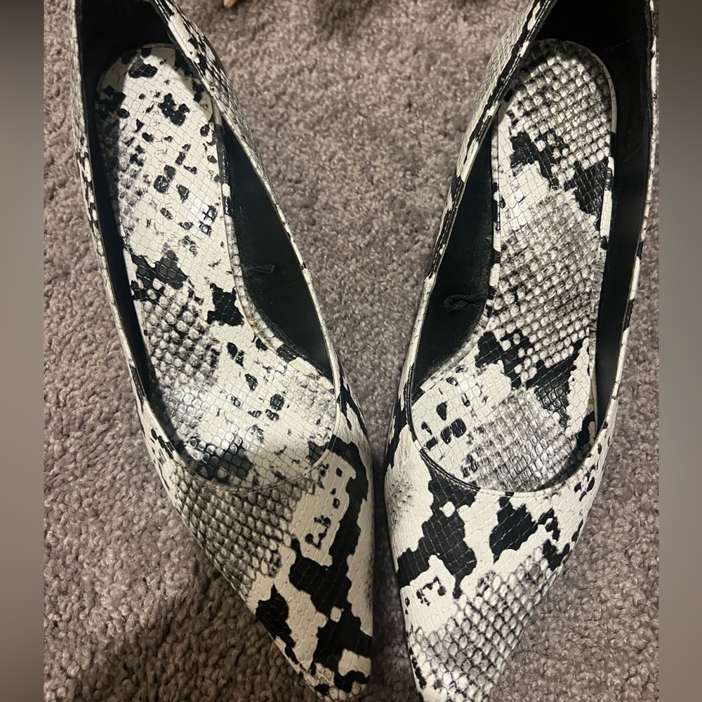 Zara black and white snake slippers